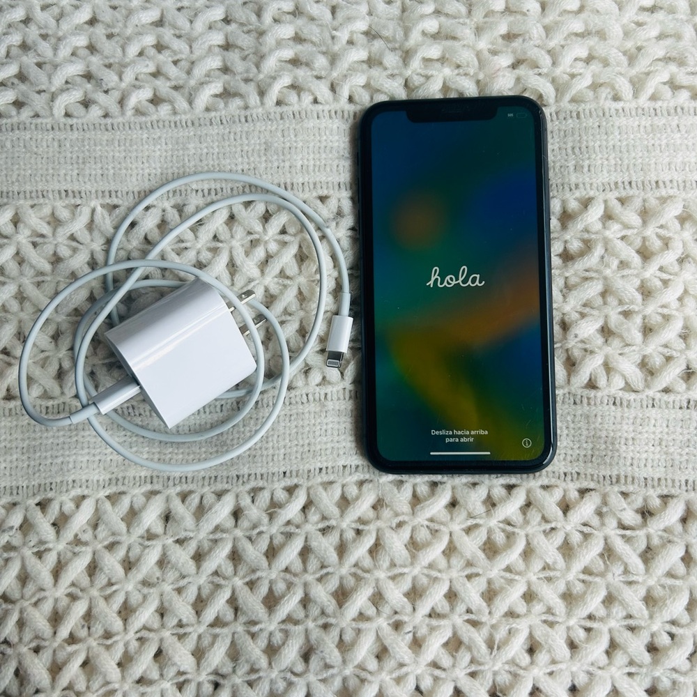 Apple iPhone 11 with Charger included